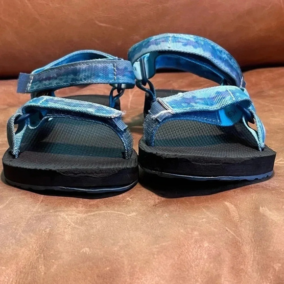 Teva Kid’s 5 Blue Fabric Strap Sandals - Picture 2 of 12